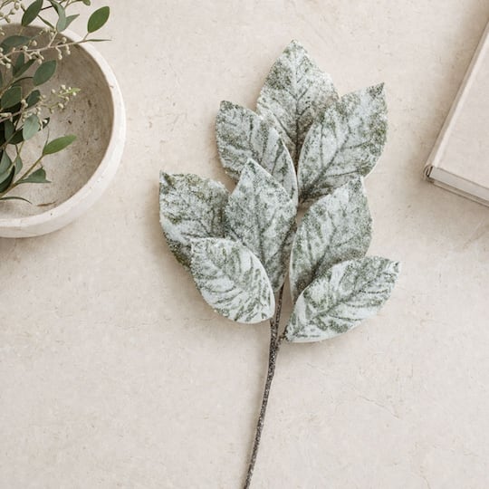 White Magnolia Leaf Sprays, 6ct.
